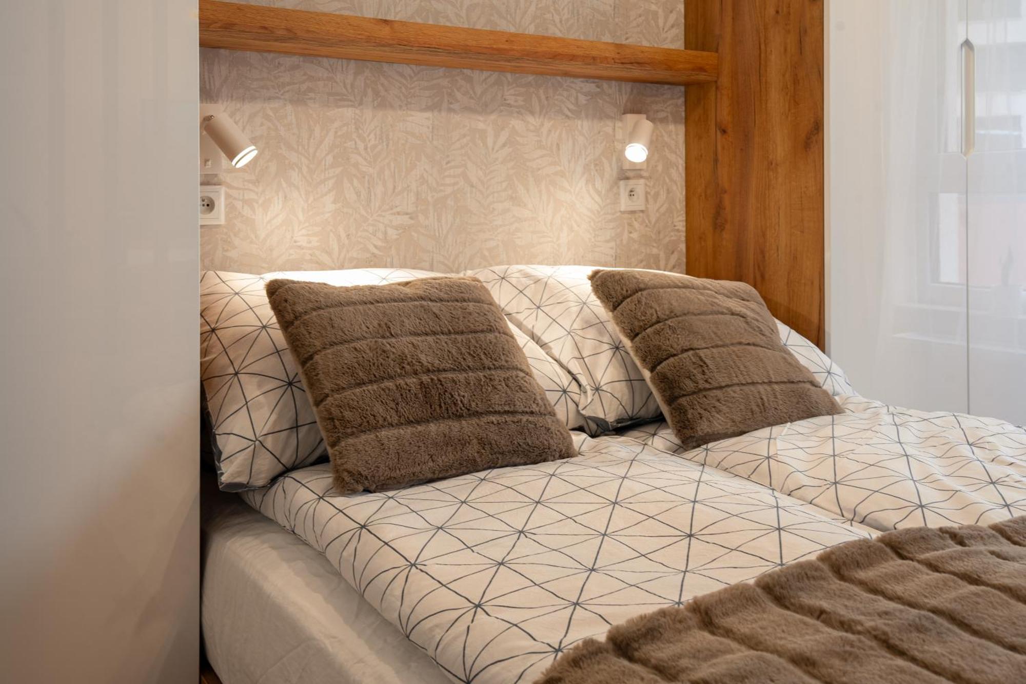Ekskluzywny Apartament + Garaz Cracovia Esterno foto